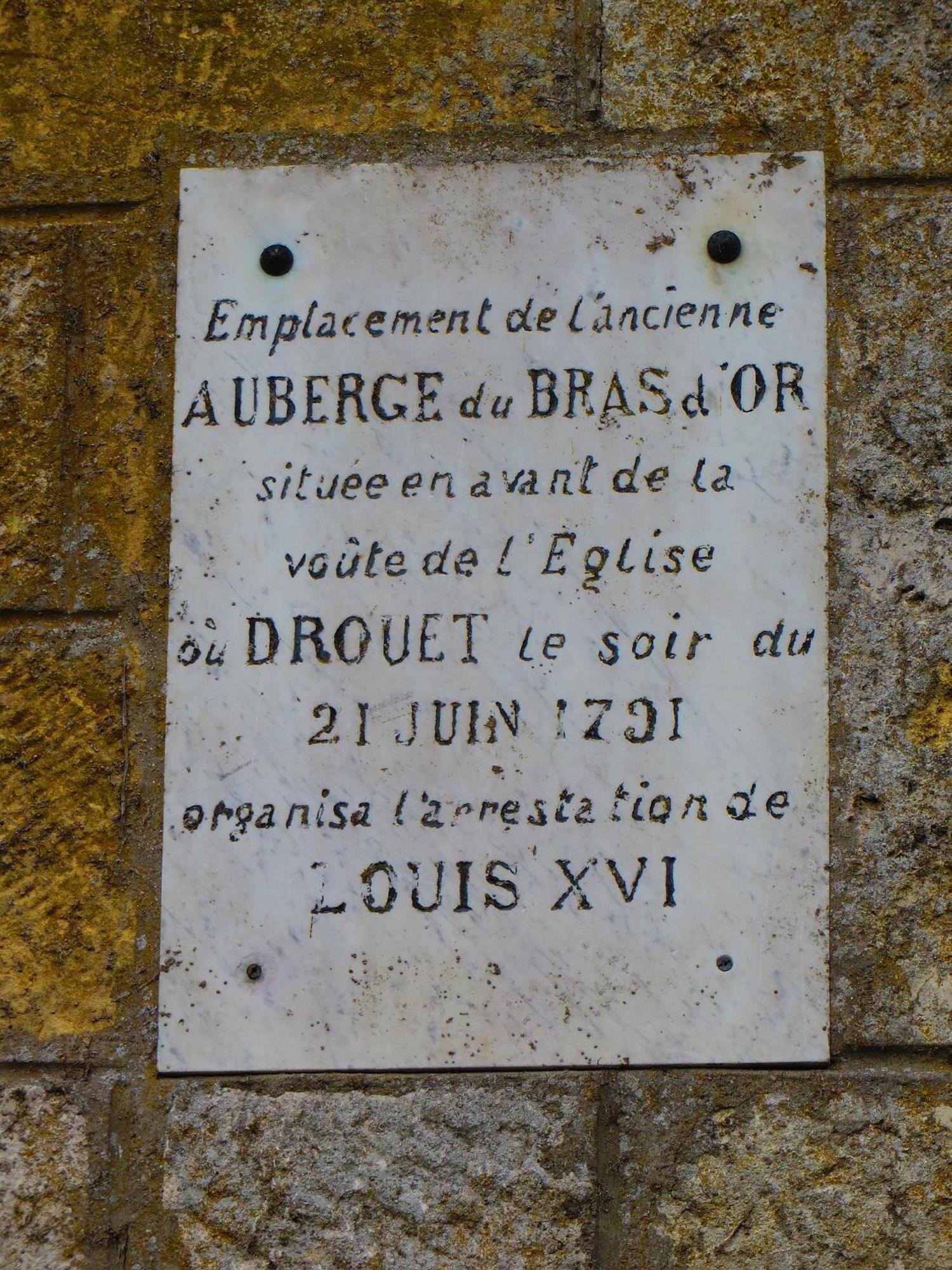 Le Bras D'Or Hotel Varennes-en-Argonne Exterior photo